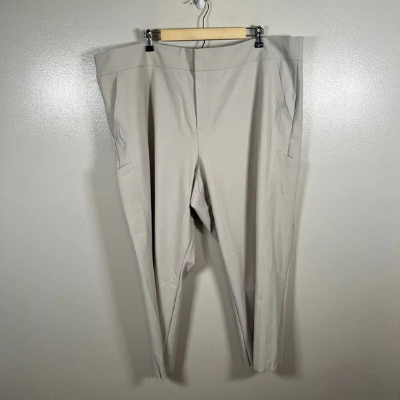 Athleta Stellar Straight Crop Pants Size 26 Travel Work Athleisure Neutral - Picture 2 of 13